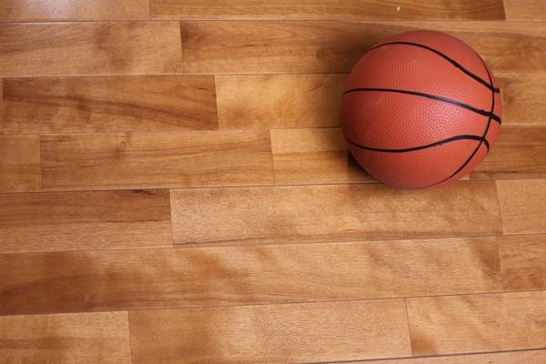 呼倫貝爾運動木地板施工